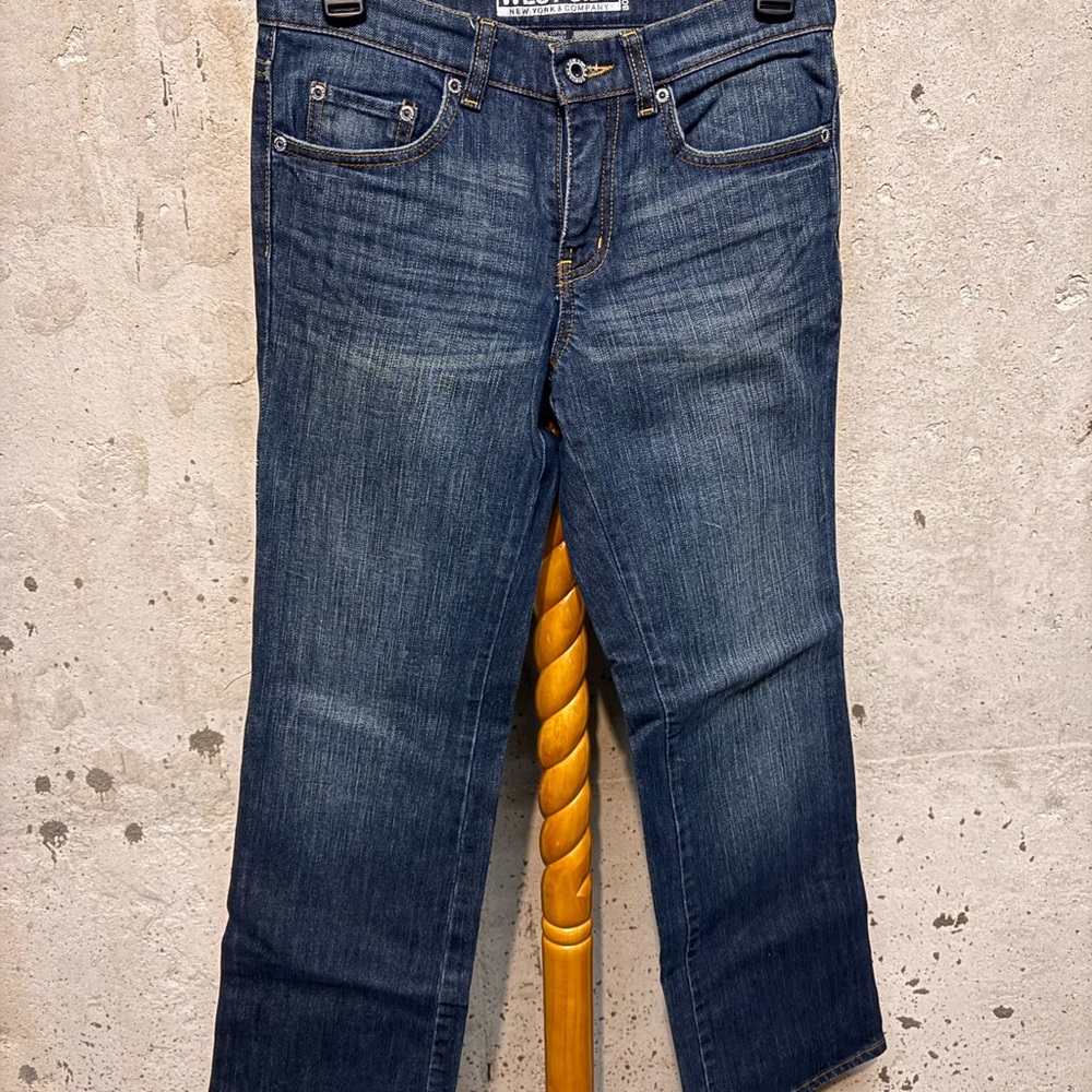 Women’s New York & Company West Side Blue Jeans. Size 2 Petite New